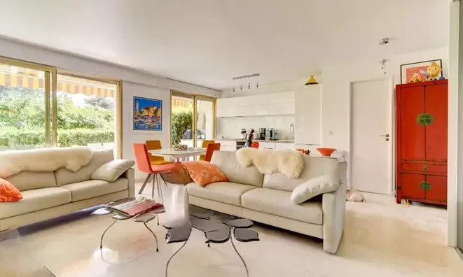 Недвижимость Villa Croix des Gardes: 4
