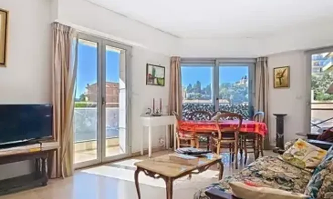 Недвижимость Estate Cannes Croix Gardes: 2