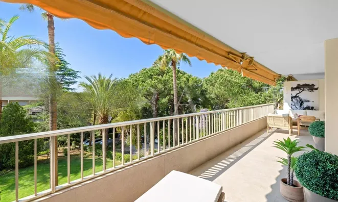 Недвижимость Villa Pointe Croisette: 2