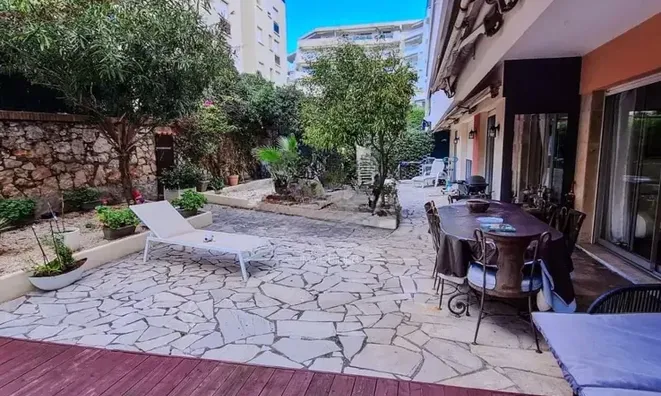 Недвижимость Villa Pointe Croisette: 4