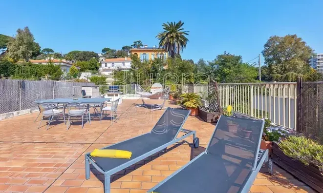 Недвижимость Villa Croix des Gardes: 4