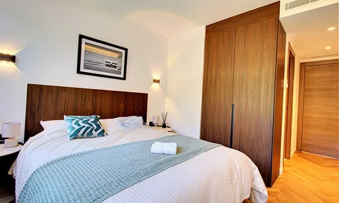 Недвижимость Property Type: Villa  
Location: Cannes, Californie  

**Villa Cannes Californie**: 8