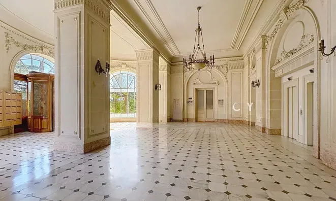 Недвижимость Villa Petit Juas: 10