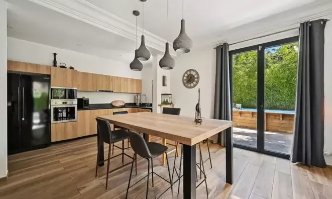 Недвижимость Villa Cannes République: 10