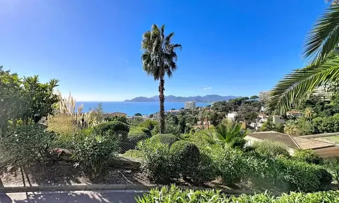 Недвижимость Villa Croix des Gardes: 14
