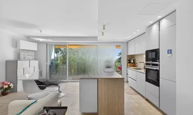 Недвижимость Villa Pointe Croisette: 2