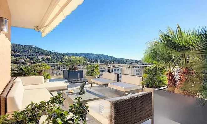 Недвижимость Property Cannes: 2
