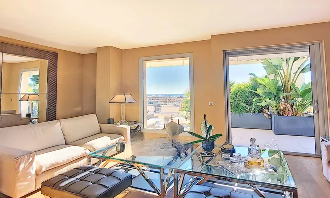 Недвижимость Property Cannes: 8