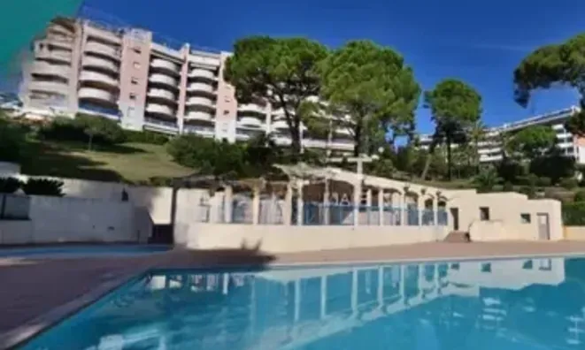 Недвижимость Villa La Bocca Nord: 2