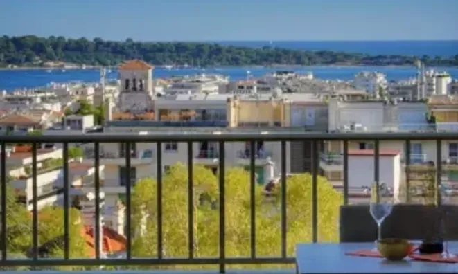 Недвижимость Villa Pointe Croisette: 3