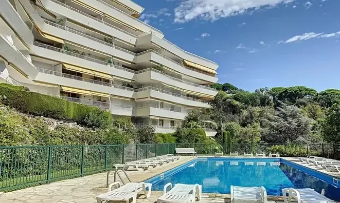 Недвижимость Villa Croix des Gardes: 13