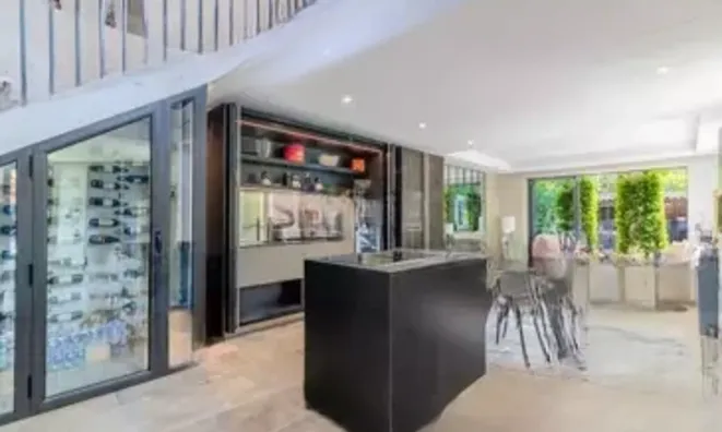 Недвижимость Villa Cannes Croisette: 2