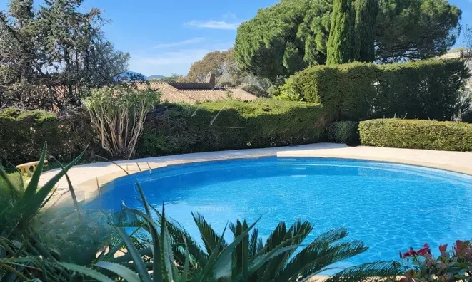 Недвижимость Villa Croix des Gardes: 2