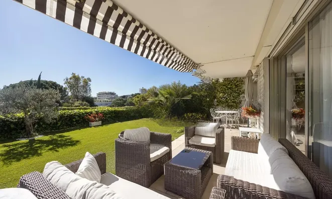 Недвижимость Villa Croix des Gardes: 4