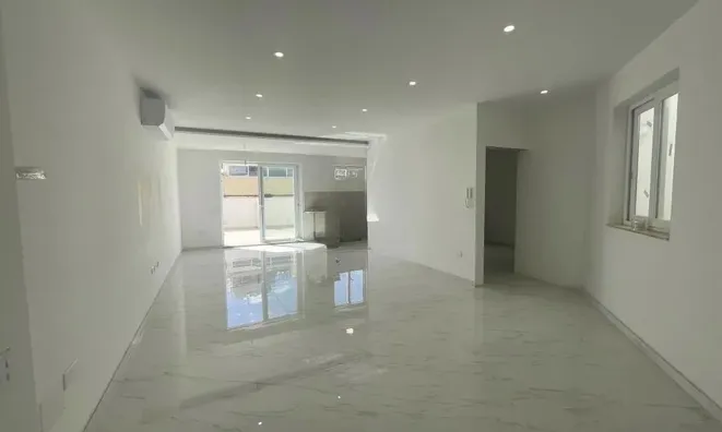 Недвижимость Central Zebbug Apartment: 12