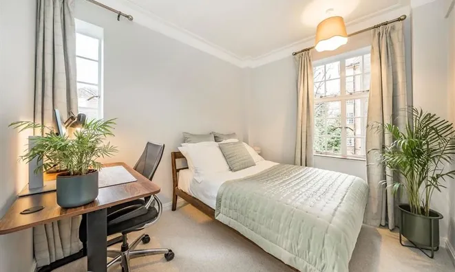 Недвижимость Chelsea Manor Gardens: 1