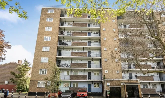 Недвижимость Lowth Road: 2