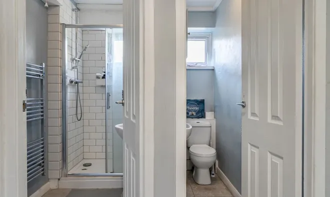 Недвижимость Lowth Road: 13