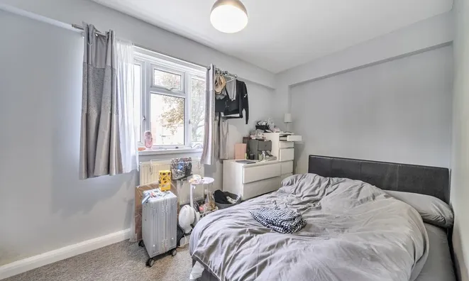 Недвижимость Lowth Road: 15