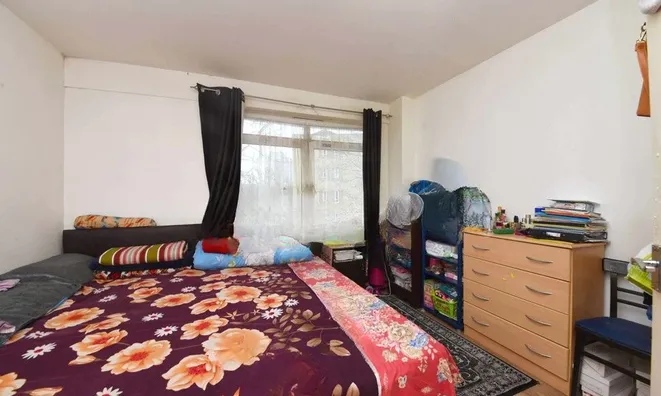 Недвижимость Cambridge Heath Road: 1