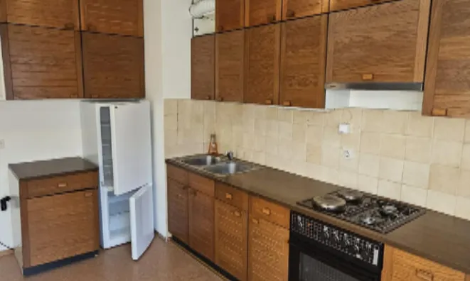 Недвижимость Квартира 1-комнатная, Бежиград: 3