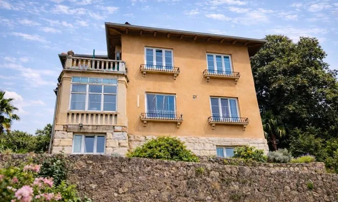 Недвижимость Четырехкомнатная квартира в Центре Опатии: 11