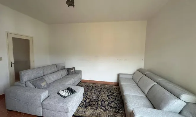 Недвижимость Трехкомнатная квартира, Горизия: 3