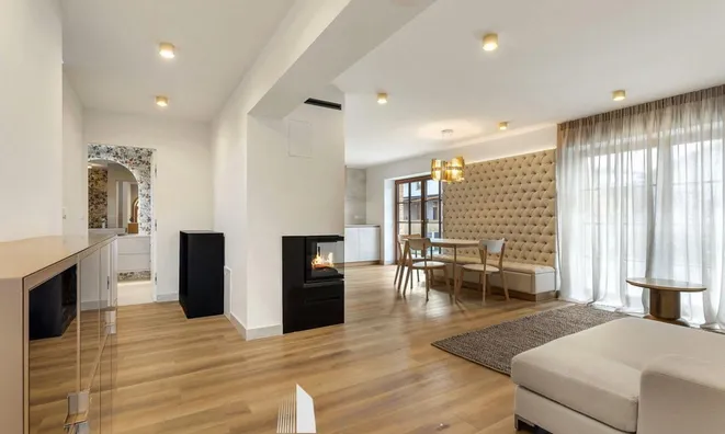 Недвижимость Дом в начале Бледа: 1