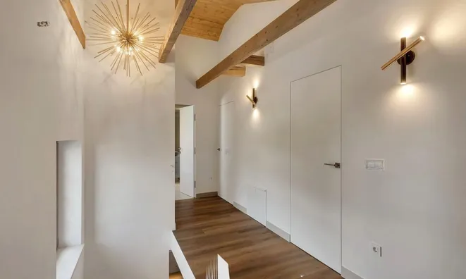 Недвижимость Дом в начале Бледа: 12