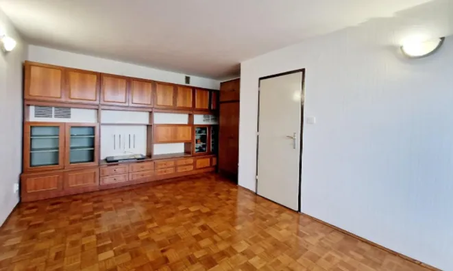 Недвижимость Трехкомнатная квартира в Шишке: 10