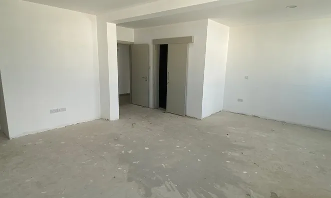 Недвижимость 4 Bedroom Apartment For sale in Neaolis, Limassol: 2