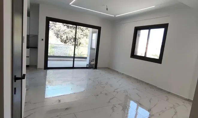Недвижимость 3 Bedroom Apartment for Sale in Zakaki, Limassol: 3
