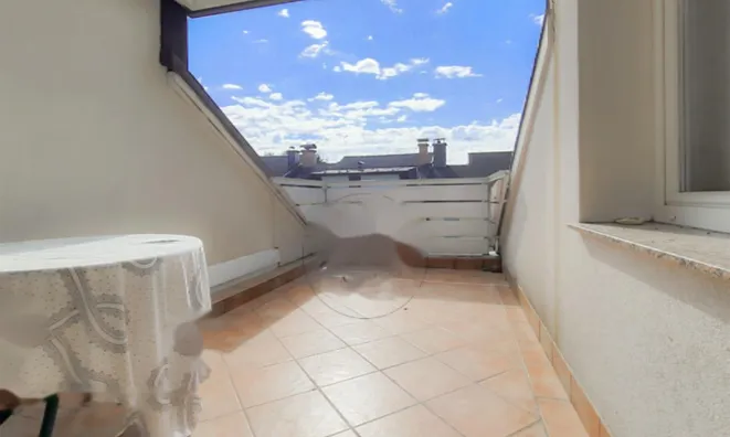 Недвижимость Однокомнатная квартира Кошезе: 2