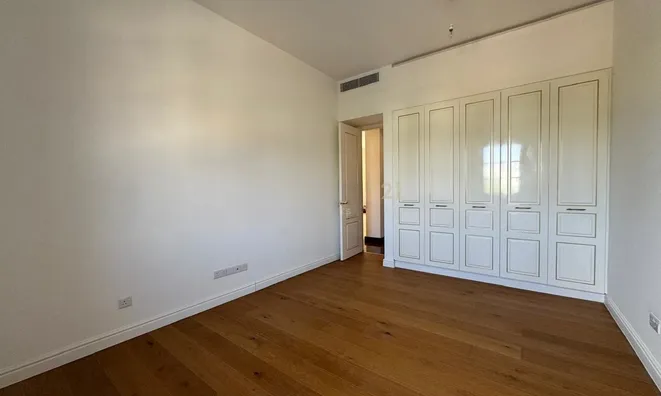 Недвижимость 4 Bedroom apartment for Sale in Germasogeia, Limassol: 4
