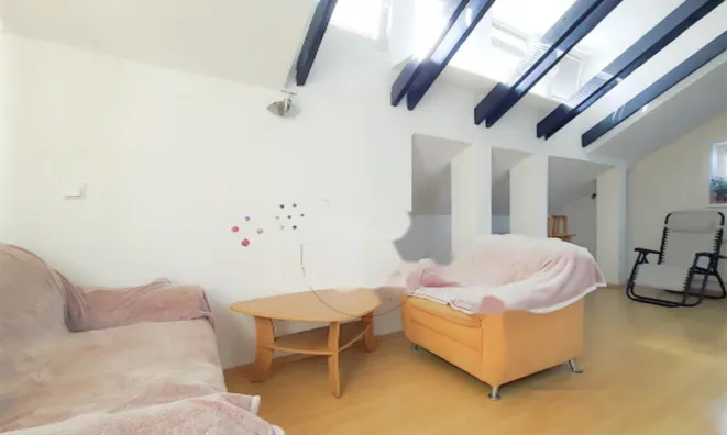 Недвижимость Однокомнатная квартира Кошезе: 4