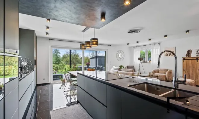 Недвижимость Detached house 6 bedrooms for sale in Steinfort: 6