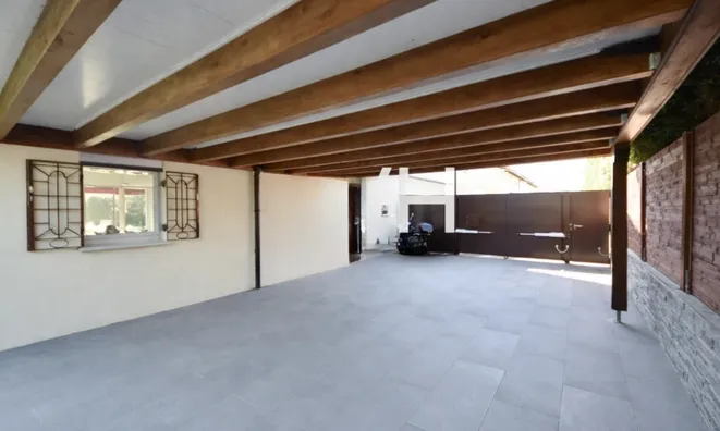 Недвижимость Single house 6 rooms: 4