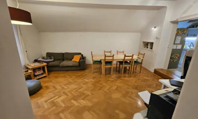 Недвижимость Квартира 1.5-комнатная Подутик: 3