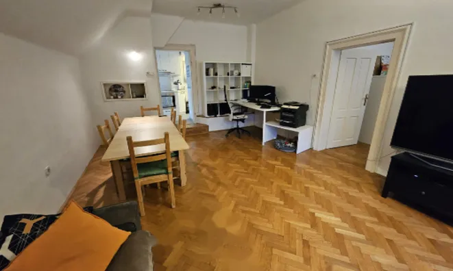 Недвижимость Квартира 1.5-комнатная Подутик: 4