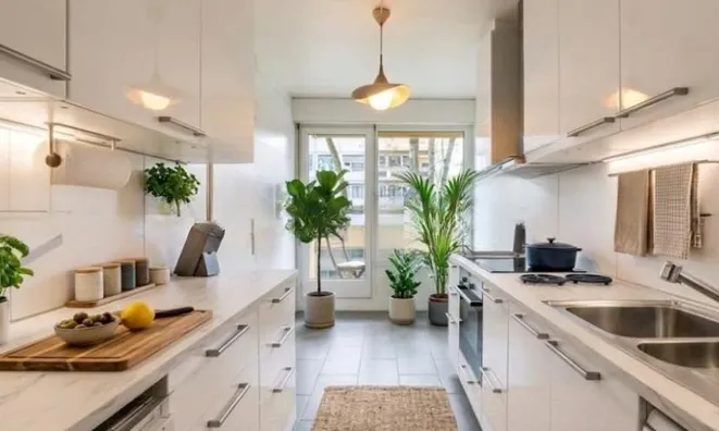 Недвижимость Apartment 7 rooms: 1