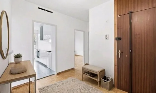 Недвижимость Apartment 7 rooms: 5