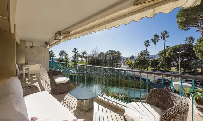 Недвижимость Villa Pointe Croisette: 2