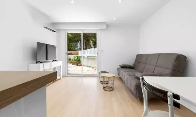 Недвижимость Villa République Cannes: 1