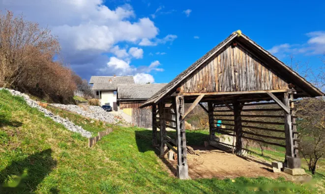 Недвижимость Усадьба, ферма Крайние холмы: 9