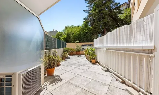 Недвижимость Villa République Cannes: 4