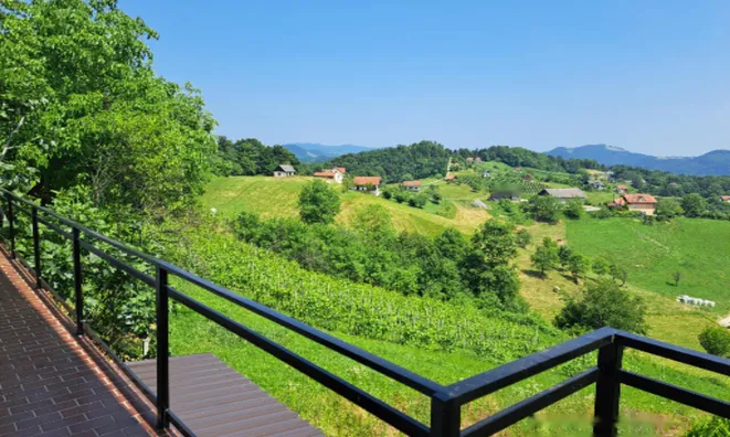 Недвижимость Усадьба, ферма Крайние холмы: 13