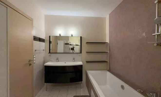 Недвижимость Villa Petit Juas: 9