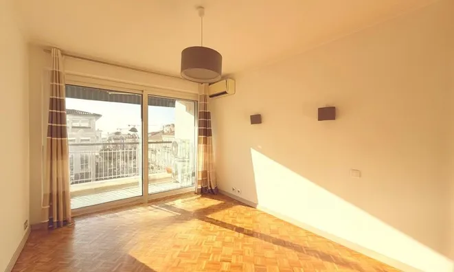 Недвижимость Villa Petit Juas: 12