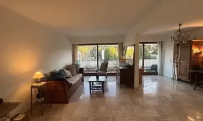 Недвижимость Villa République Cannes: 2