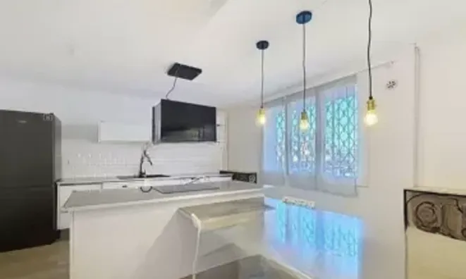 Недвижимость Villa Petit Juas: 2